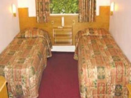 Berkeley Court Hotel London Room photo